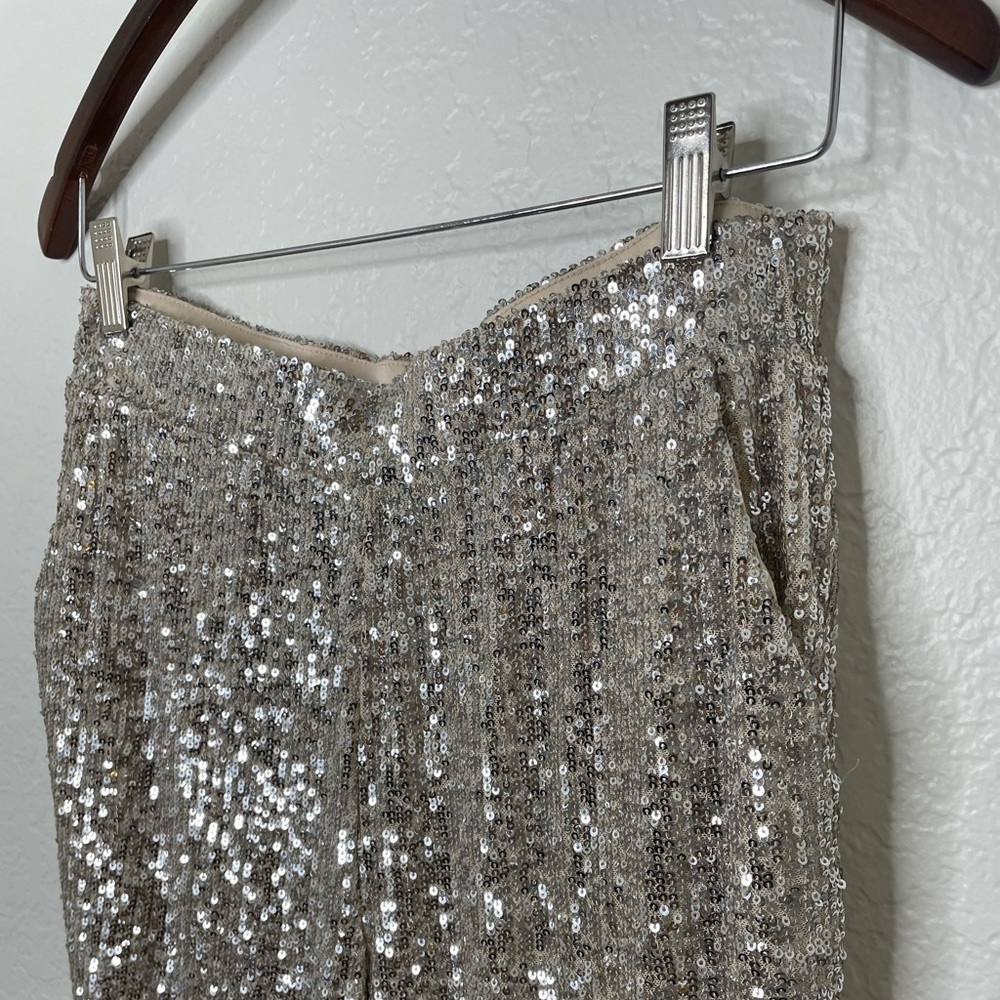 Sequined silver comfortable jogger pant Cable & Gauge NWOT